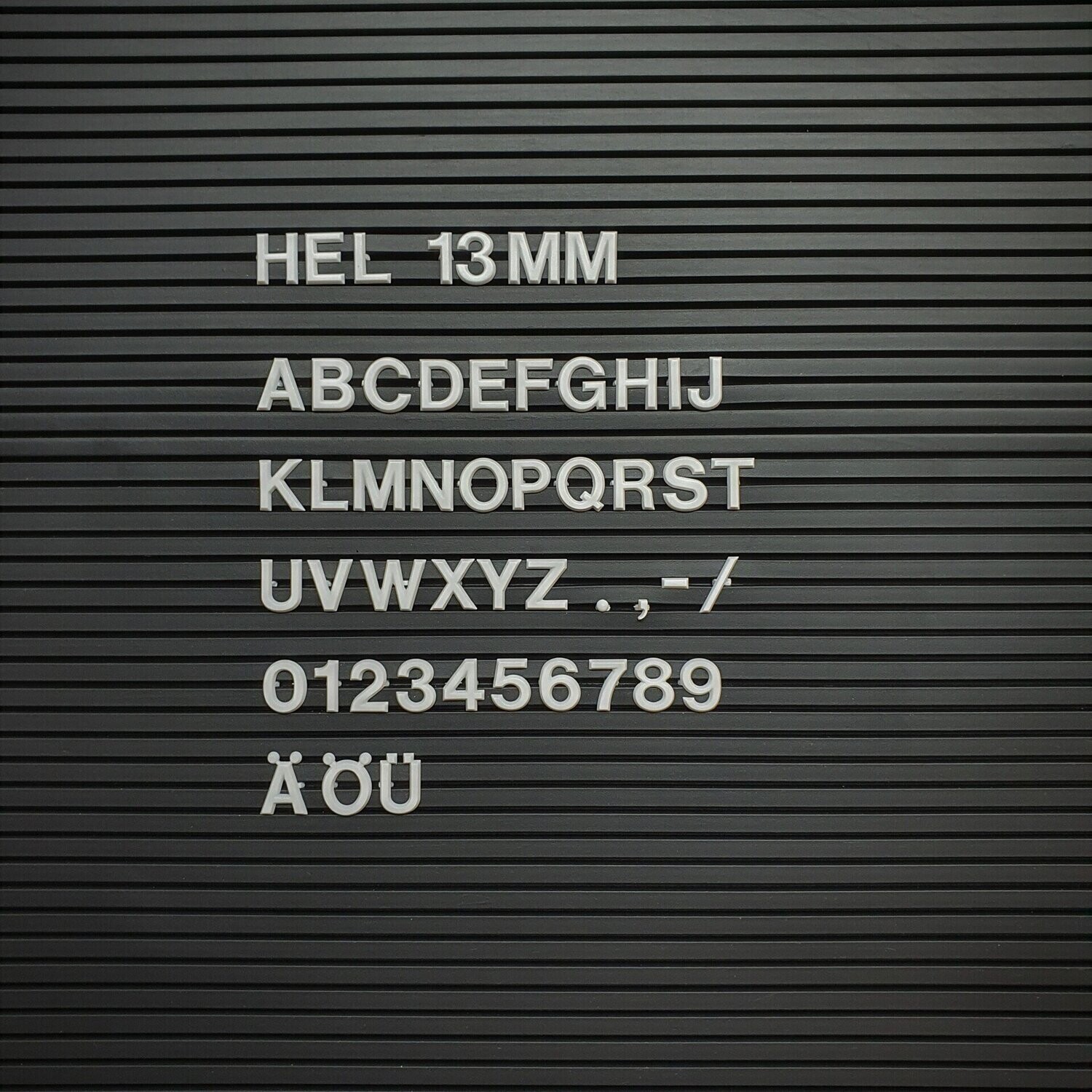 HEL 13mm Steckbuchstaben-Set á 200 Stück, weiß