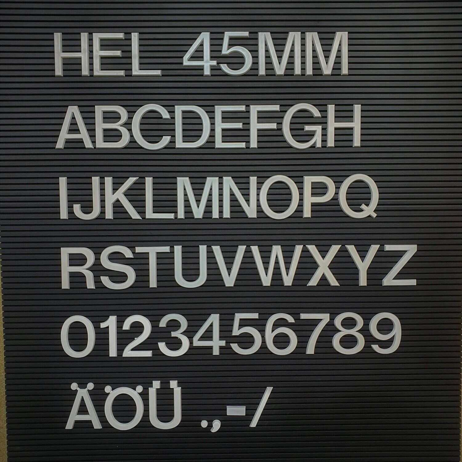 HEL 45mm Steckbuchstaben-Set á 200 Stück, weiß