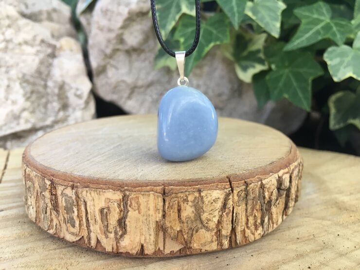 Pendentif Angélite A Naturelle Pérou - Protection et Plénitude