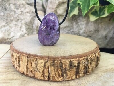 Cordon et Pendentif Charoite AAA - Russie - Pierre Naturelle Rare Top Qualité (la meilleure)