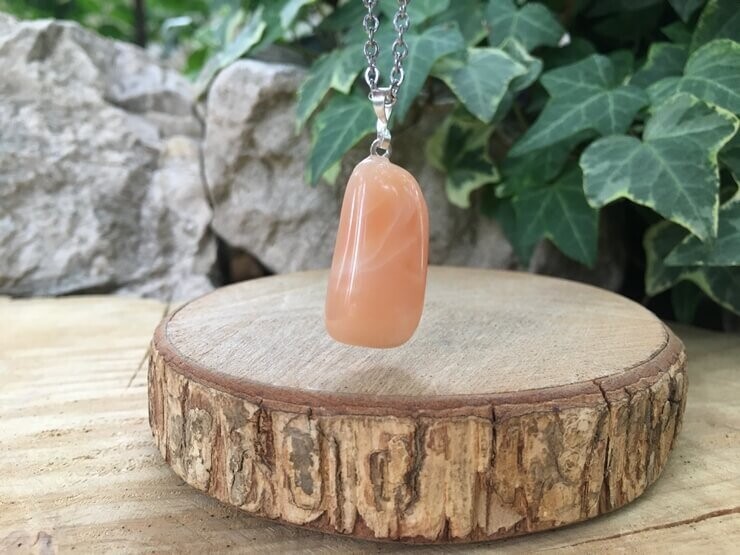 Chaîne et Pierre de Lune orangée A Naturelle Inde - Protection et Perception Extrasensorielle