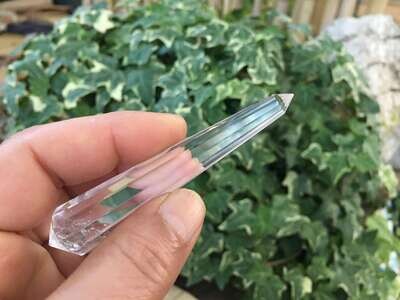 Pointe Vogel Quartz Blanc AA Naturel 12 faces - Outil curatif vibration très élevée et extrêmement pure