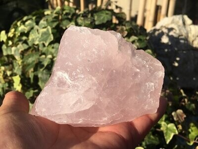 Quartz rose brut AA naturel (398 g) - Amour, Sommeil et Apaisement -