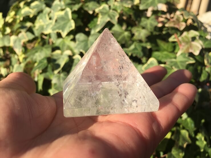 Pyramide Cristal de Roche AA - Brésil - Cristal Naturel Qualité Supérieure