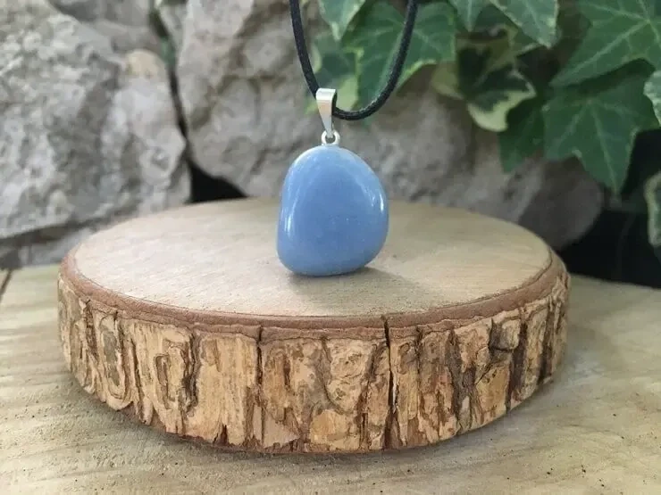 Pendentif Angélite A Naturelle Pérou - Protection et Plénitude