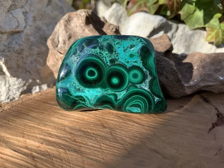 Pierre Polie Malachite Stalagmite/Chrysocolle Extra (90 g) - Congo - Pierre Naturelle Top Qualité (la meilleure)
