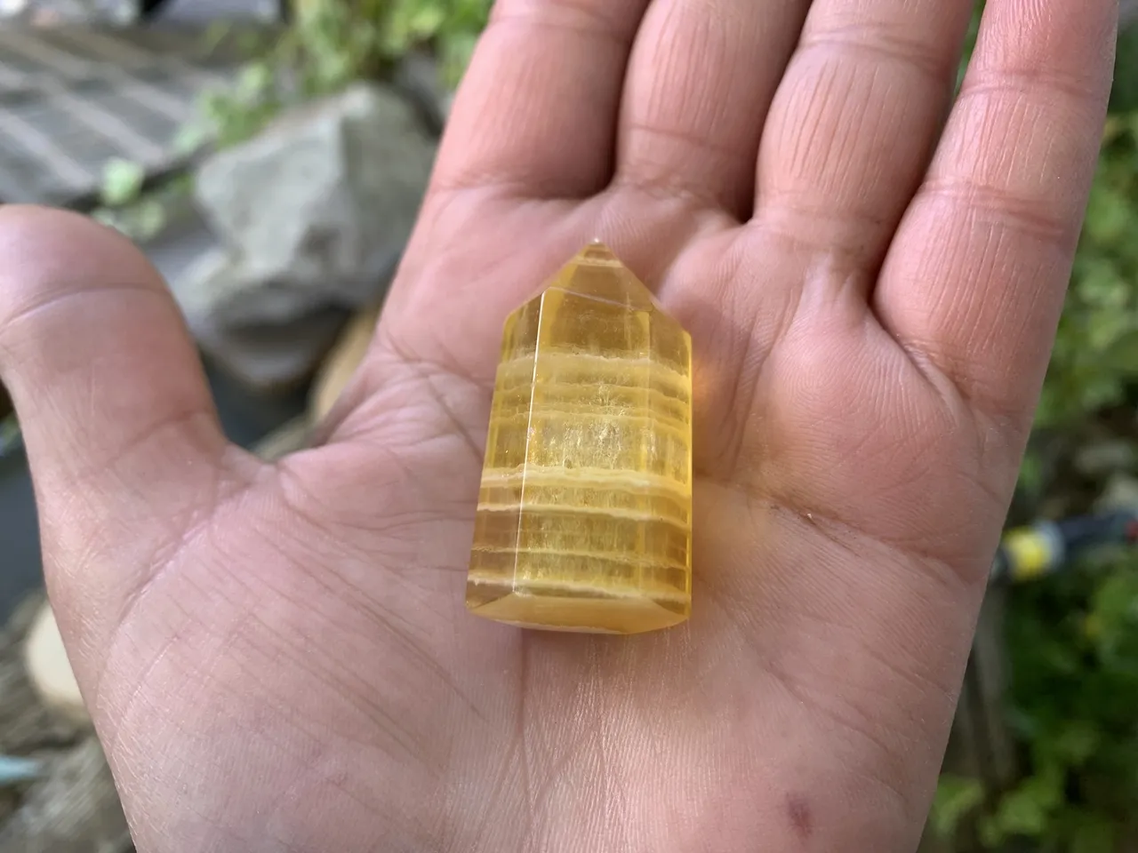 Pointe 6 faces Fluorine Jaune Extra (dextrogyre) Chine - Cristal Top Qualité (la meilleure)