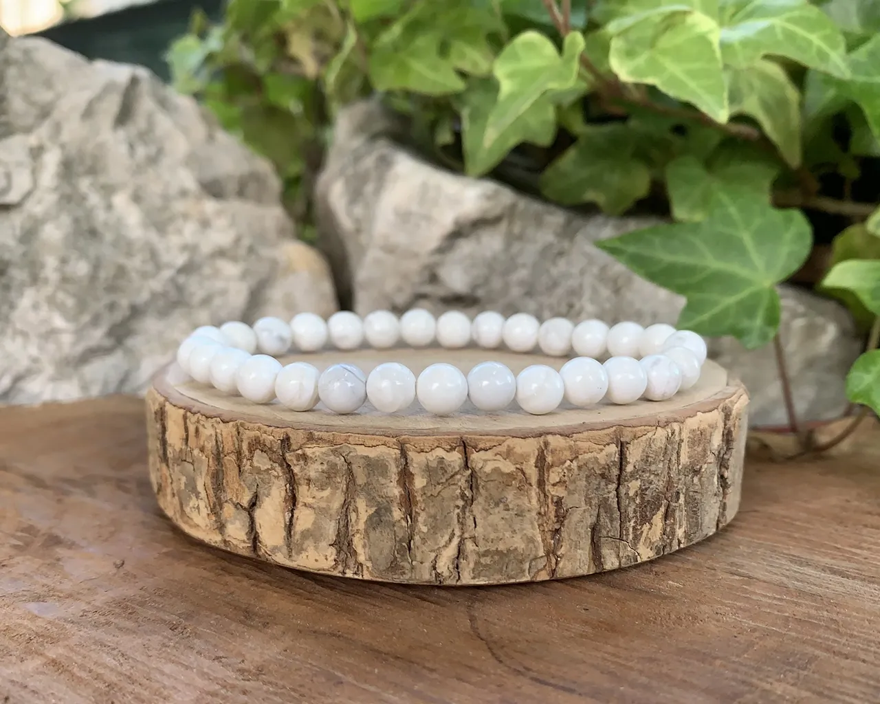 ​Bracelet Howlite Blanche Naturelle Canada - Équilibre et Sommeil