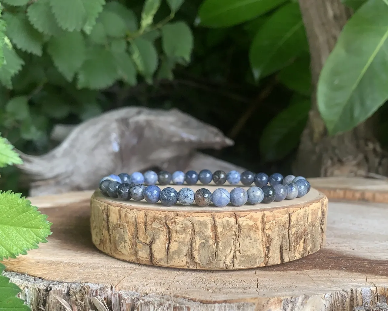 Bracelet perles naturelles 6 mm Dumortiérite