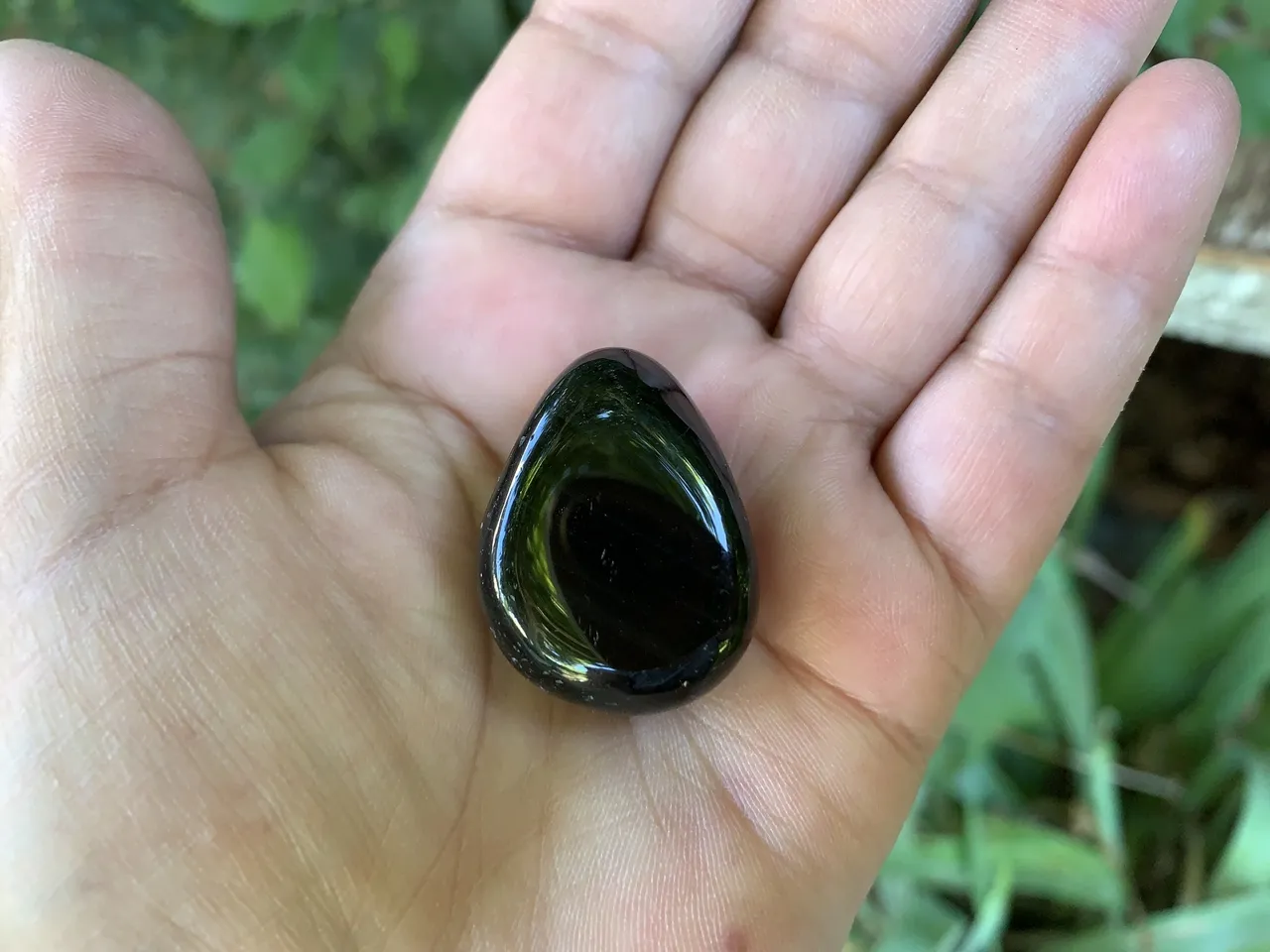 Pierre roulée Naturelle Obsidienne Larme d'Apache 