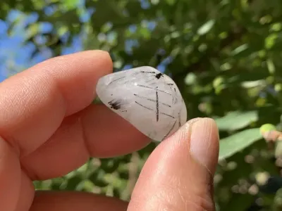 Pierre roulée Quartz Tourmaline Noire AA 