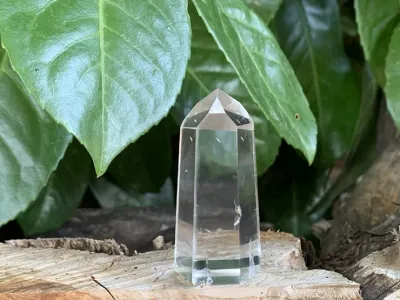 Pointe de Quartz AA 6 faces émetteur (dextrogyre) - Brésil - Cristal Naturel Qualité Supérieure