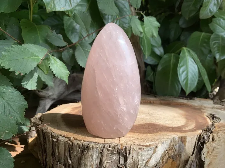 Quartz rose AA (857 g) Madagascar - Pierre Naturelle Qualité Supérieure