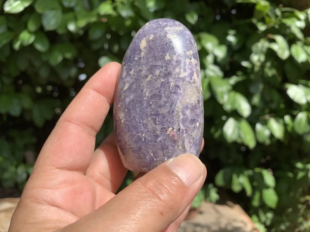Lépidolite AA (250 g) Madagascar - Pierre Naturelle Qualité Supérieure