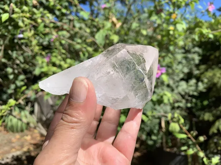 Amas Quartz Blanc AA (340 g) - Brésil - Cristal Naturel Qualité Supérieure