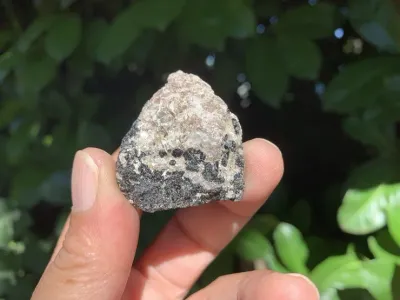 Tourmaline Noire Quartz/Mica AA (31 g) Pierre Naturelle Brésil