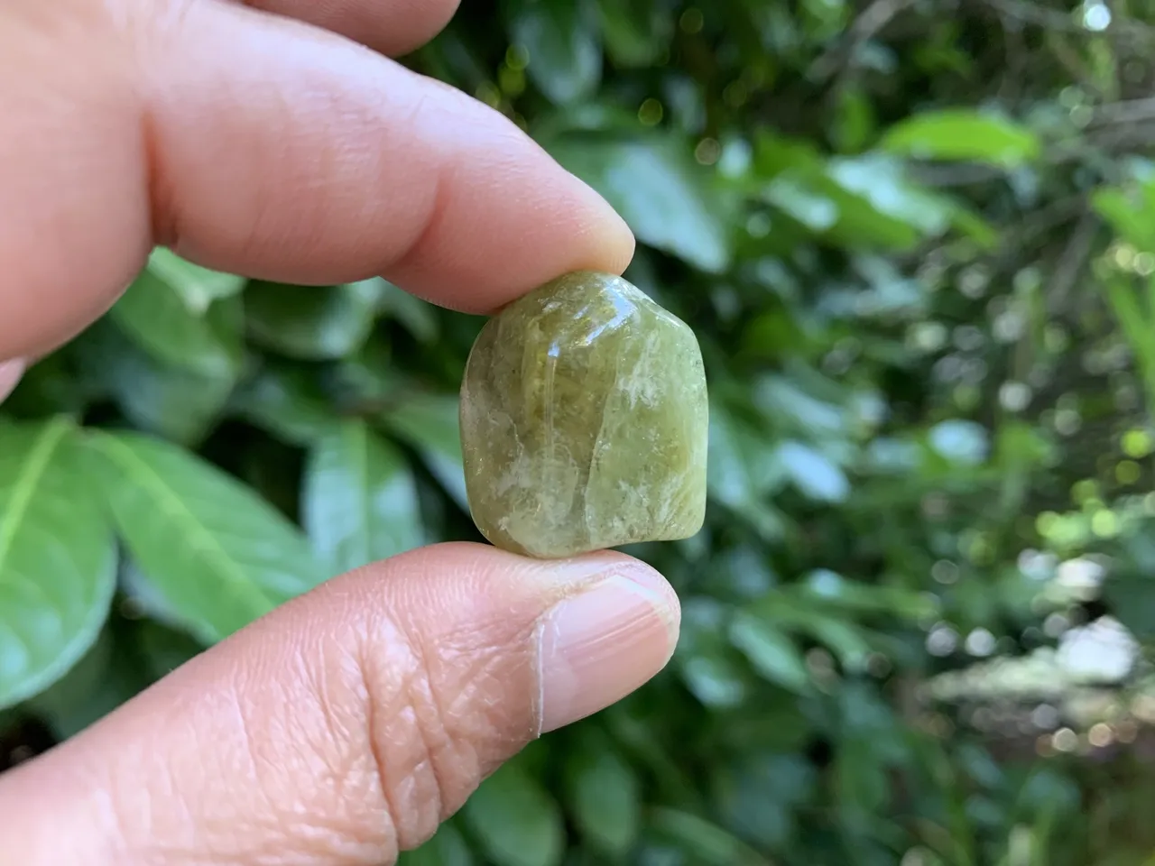 Pierre roulée Grenat Vert Grossulaire AA (12 g) - Mali - Pierre Naturelle Rare Qualité Supérieure