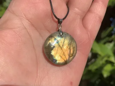 Pendentif Labradorite AA et cordon - Pierre Naturelle Qualité Exceptionnelle Madagascar