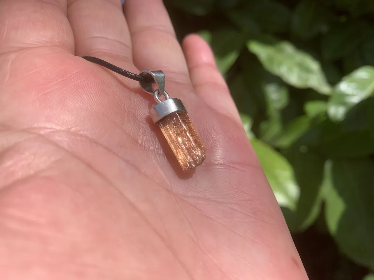 Topaze Impériale brute AA rose orangée - Charisme et Vitalité - Pierre Naturelle Rare Brésil