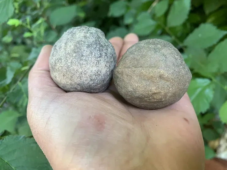 Moquis Marbles Naturels 4 cm (mâle et femelle) - USA - Pierres Chamaniques Rares