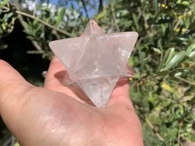 Merkaba Cristal de Roche A Naturel - Brésil - Onde de Forme Géométrie Sacrée