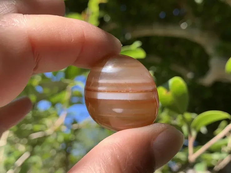 Pierre roulée Cornaline rubanée AA - Pierre Naturelle Qualité Supérieure (28 g) Brésil