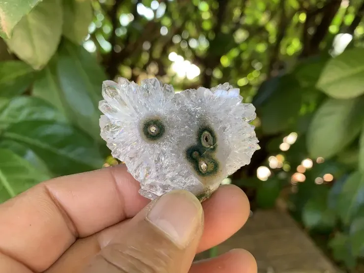 Tranche de fleur de quartz – cristallisation radiale - Brésil