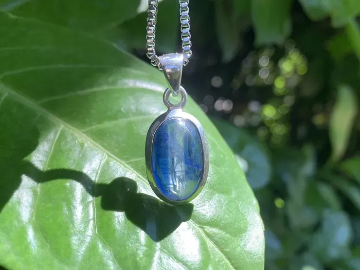 Cyanite Bleue AAA sertie Argent 925