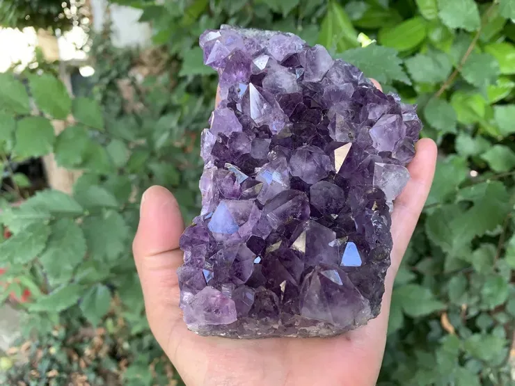 Amas cristallin d'Améthyste naturelle Extra | Minéral praticiens énergétiques