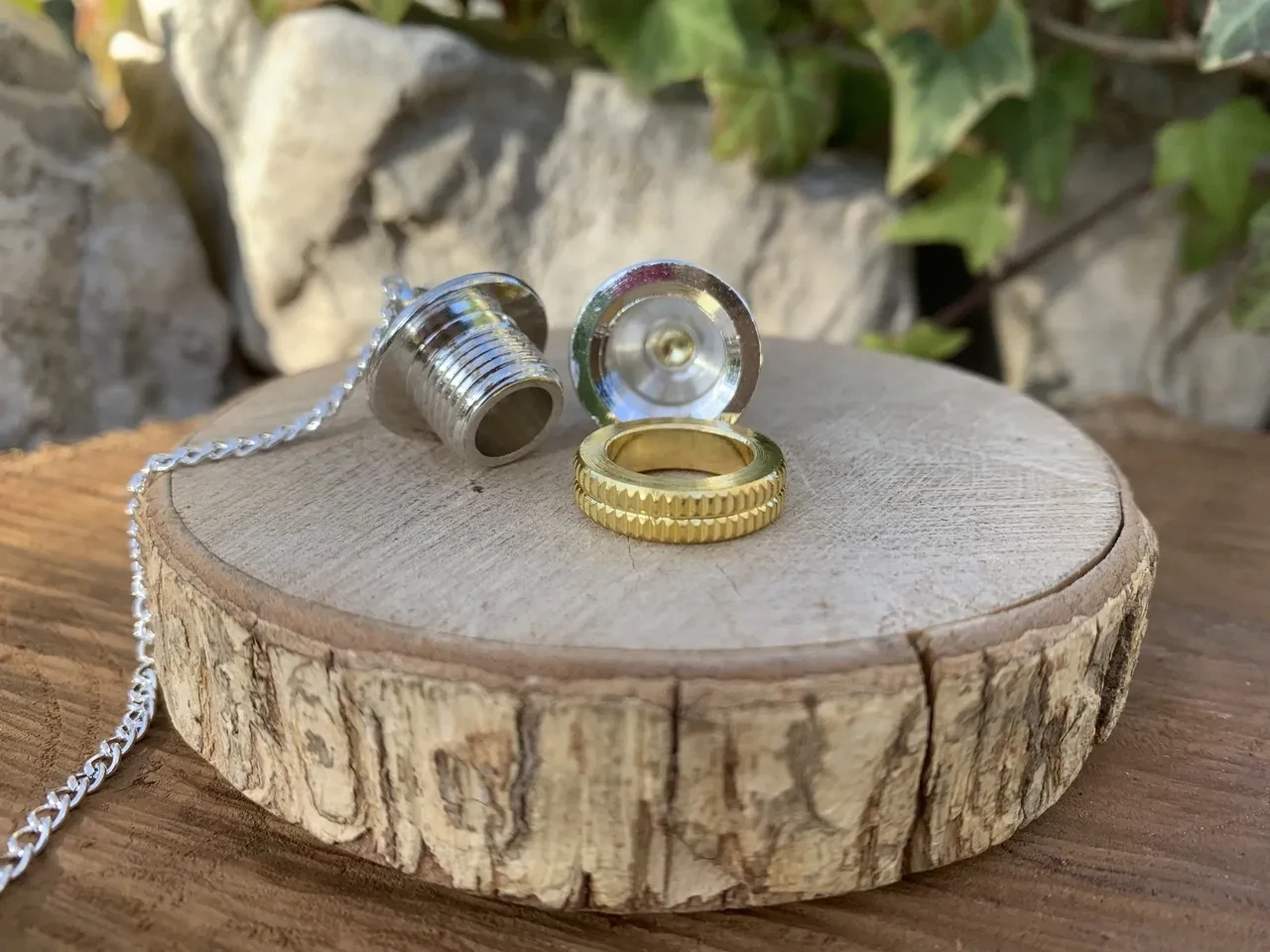 Pendule conique avec chambre témoin (Laiton plaqué)