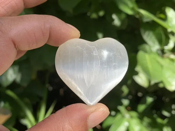 Cœur Sélénite AA (29 g) - Maroc - Pierre Naturelle Qualité Supérieure