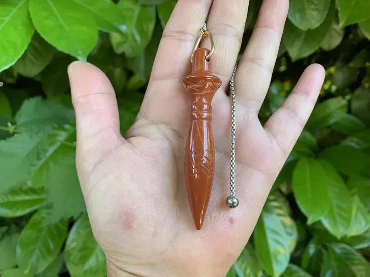 Pendule de Thot en Jaspe Rouge Naturel – Grade Extra – Radiesthésie Professionnelle