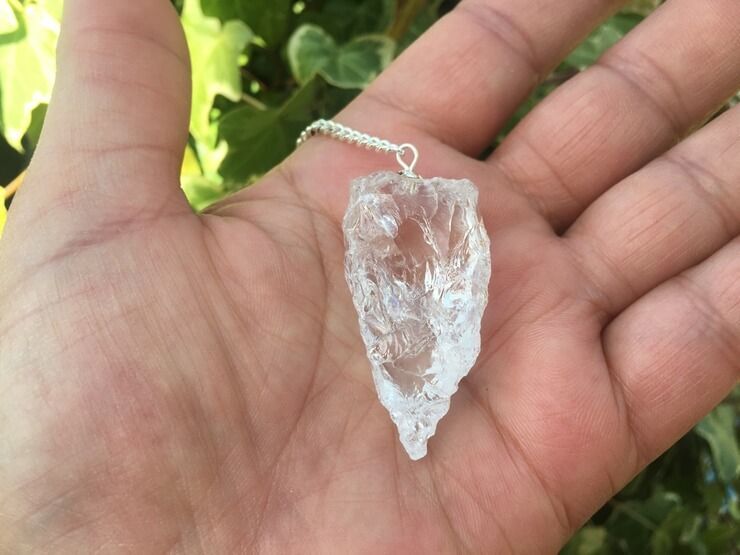 Pendule radiesthésie Cristal de roche brut Extra Naturel - Quartz hyalin