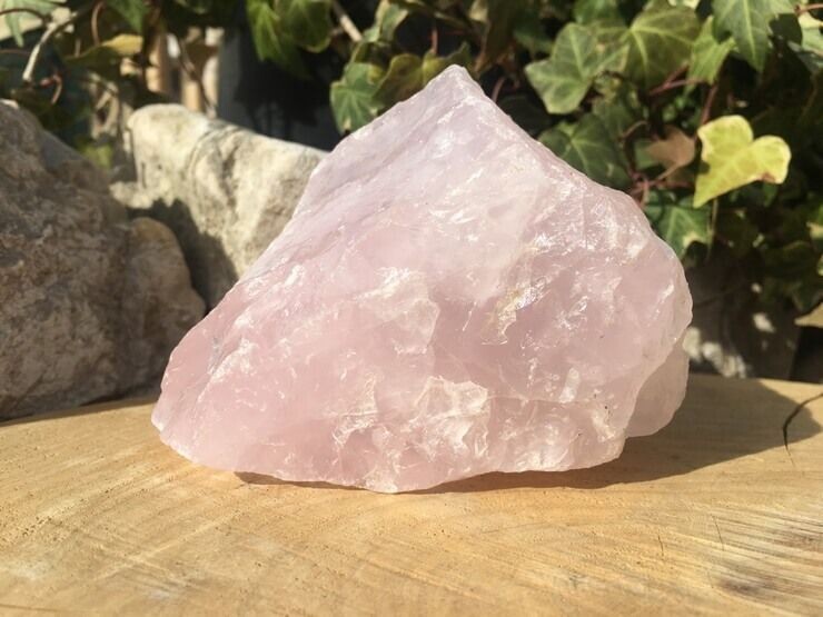 Quartz Rose brut AA (578 g) - Brésil - Pierre Naturelle Qualité Supérieure