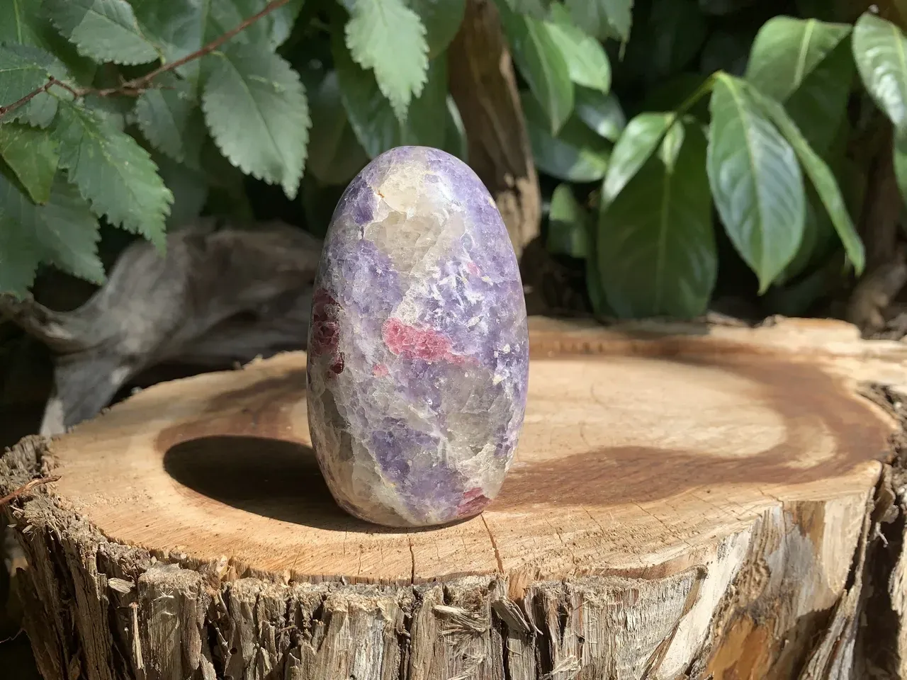 Lépidolite AA naturelle — forme libre (250 g) — Madagascar