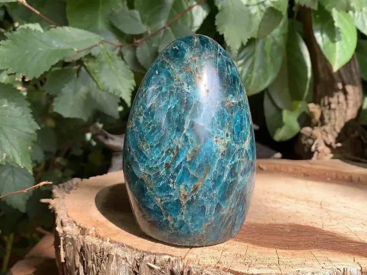 Apatite Bleue AAA naturelle — Madagascar — Pièce minérale d’ornement Apatite Bleue AAA naturelle — Madagascar — Pièce minérale d’ornement