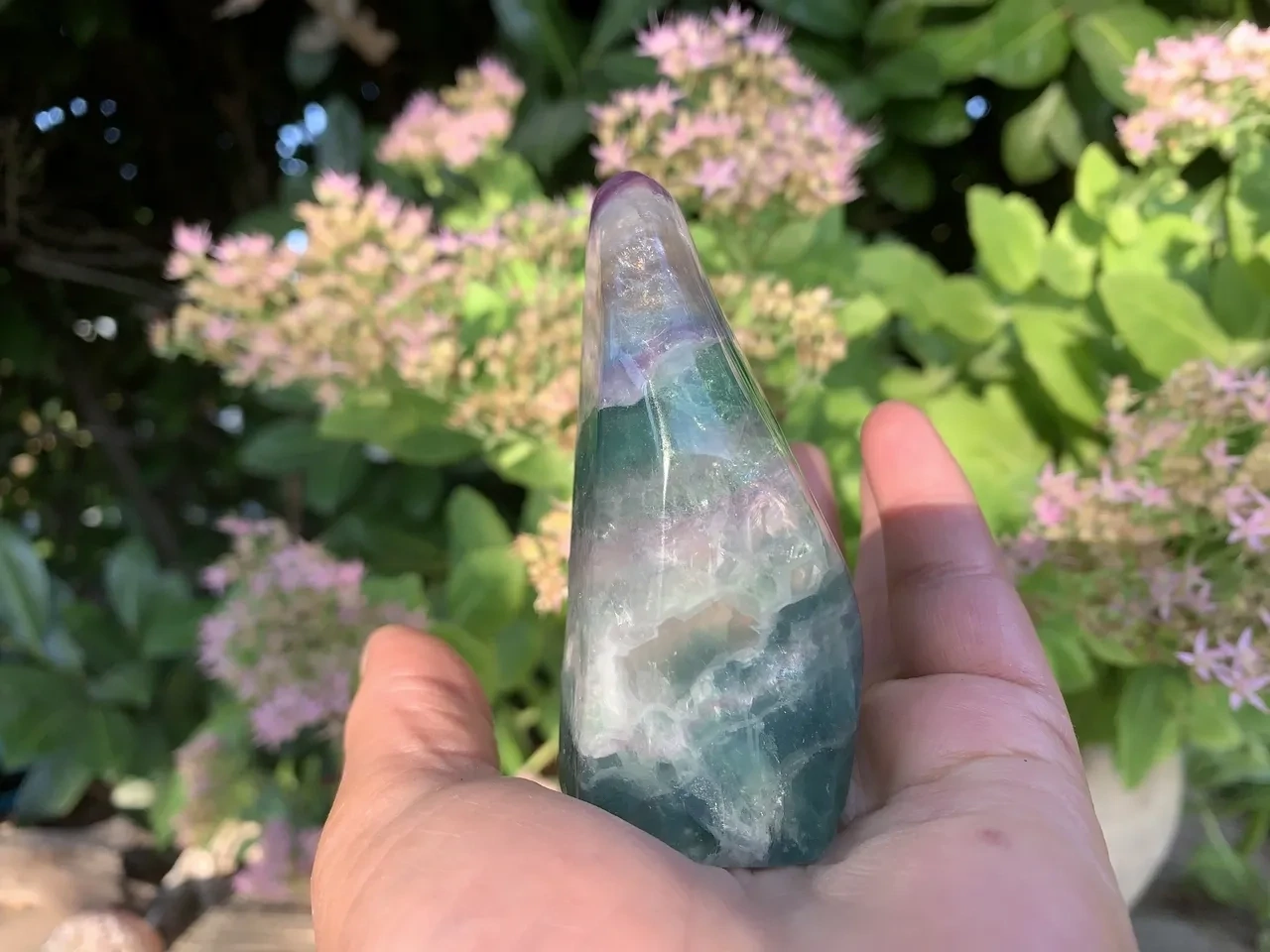 Fluorine Arc-en-ciel AAA Naturelle — Minéral pour thérapeutes énergétiques