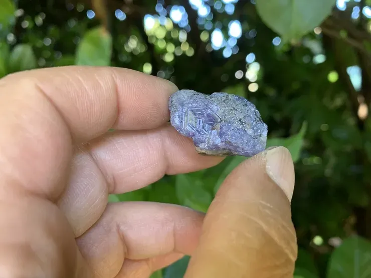 Tanzanite Bleue brute cristallisée AAA (14 g) Pierre Naturelle Rare Qualité Exceptionnelle Tanzanie