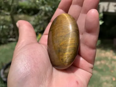 Galet Œil-de-Tigre A Namibie