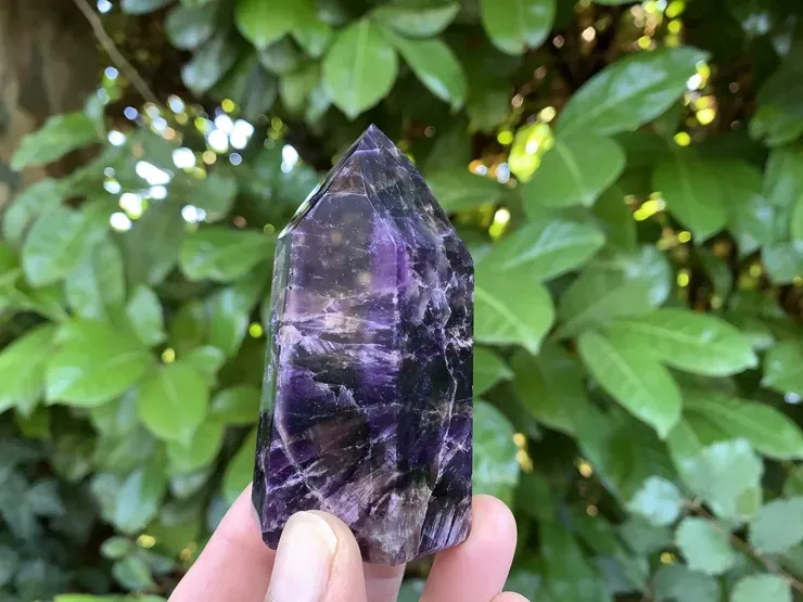 Pointe Améthyste ​Cacoxénite A naturelle | Sélection praticiens énergétiques