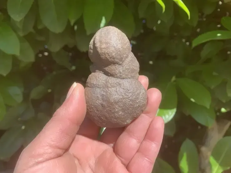 Moqui Marble triple naturel | Pièce rare USA | Pour praticiens énergétiques