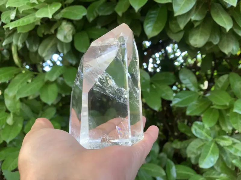 Quartz hyalin naturel — pointe translucide — Brésil