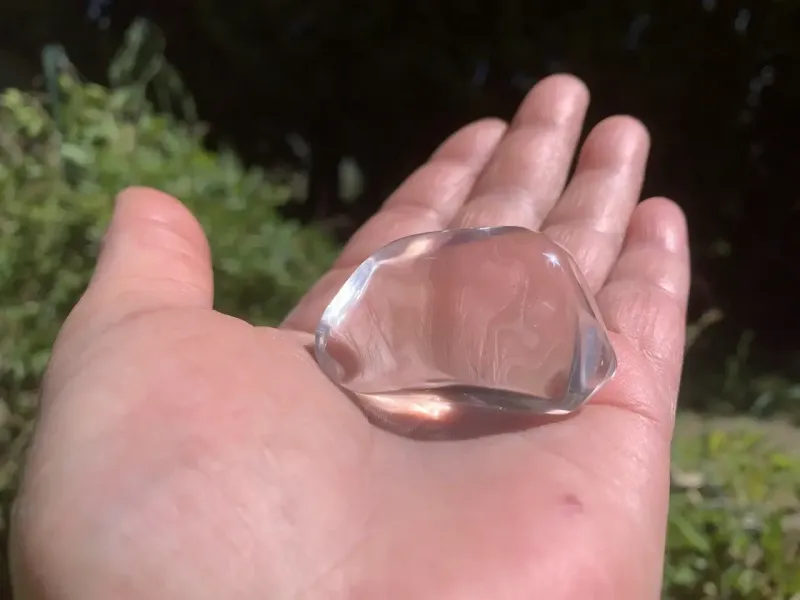 Cristal de roche naturel (Quartz hyalin) — Brésil