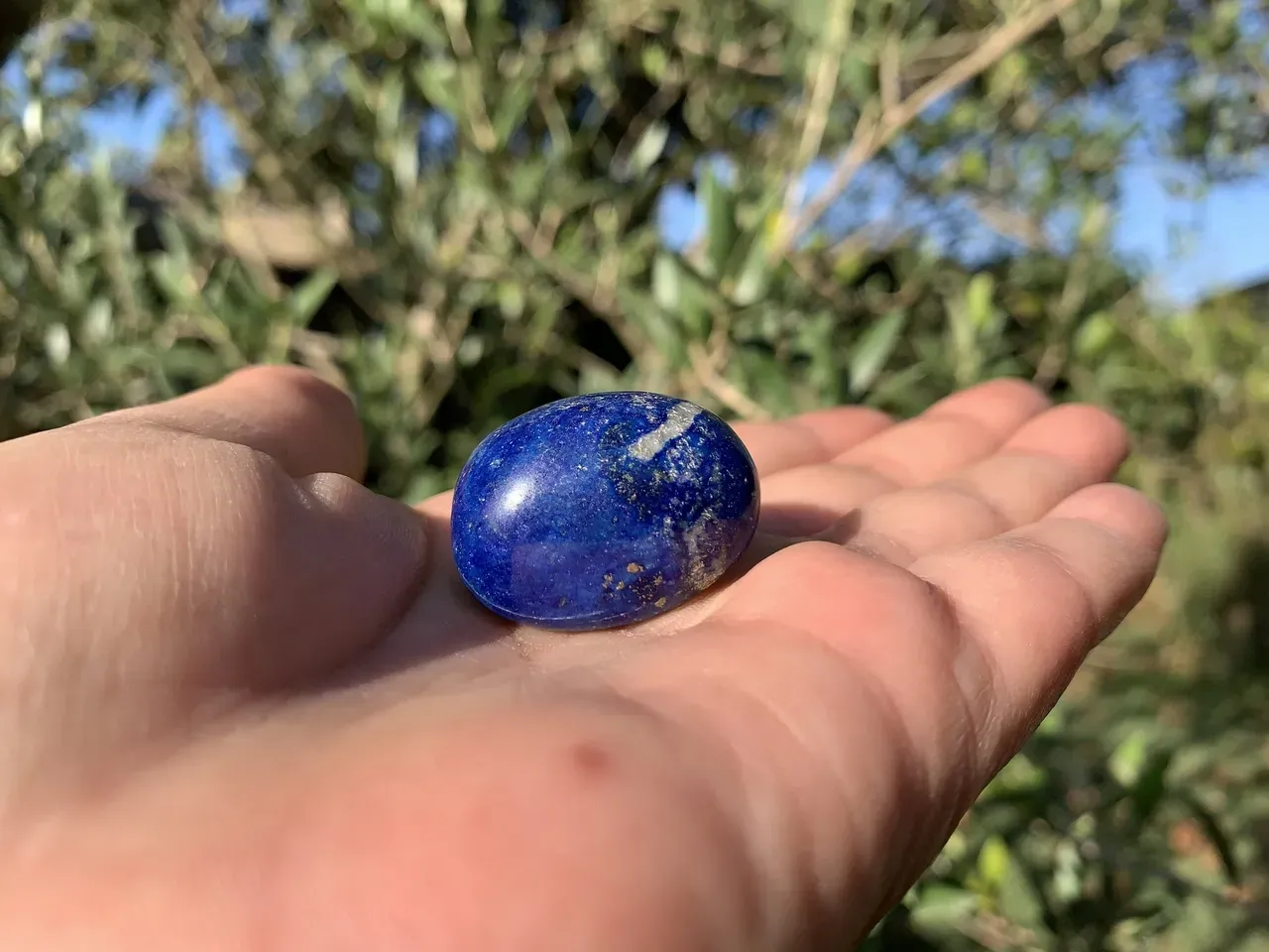 Pierre roulée Lapis-lazuli naturel — Afghanistan