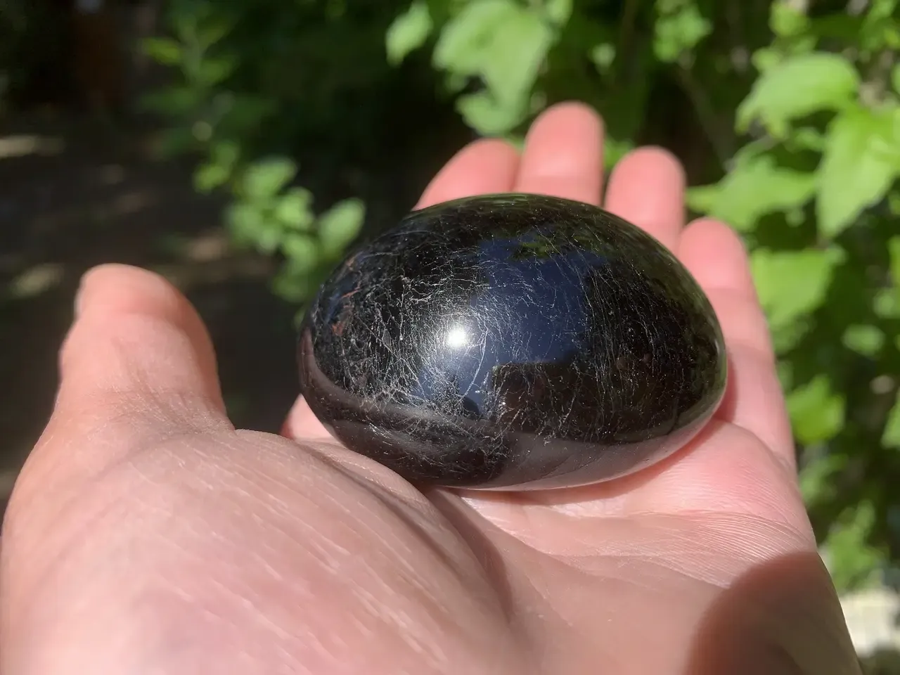 Galet Tourmaline noire naturelle — Brésil