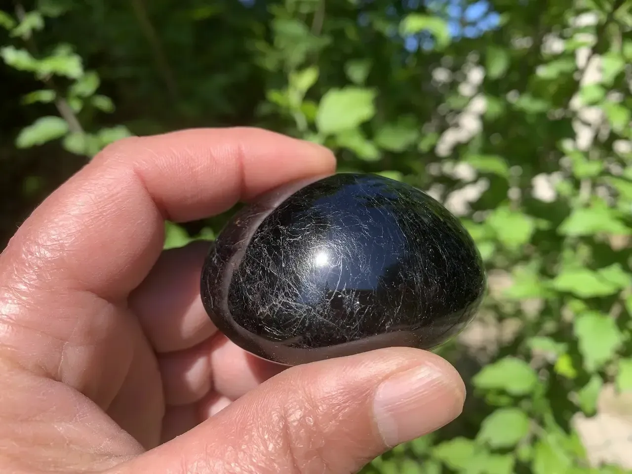 Galet Tourmaline noire naturelle — Brésil