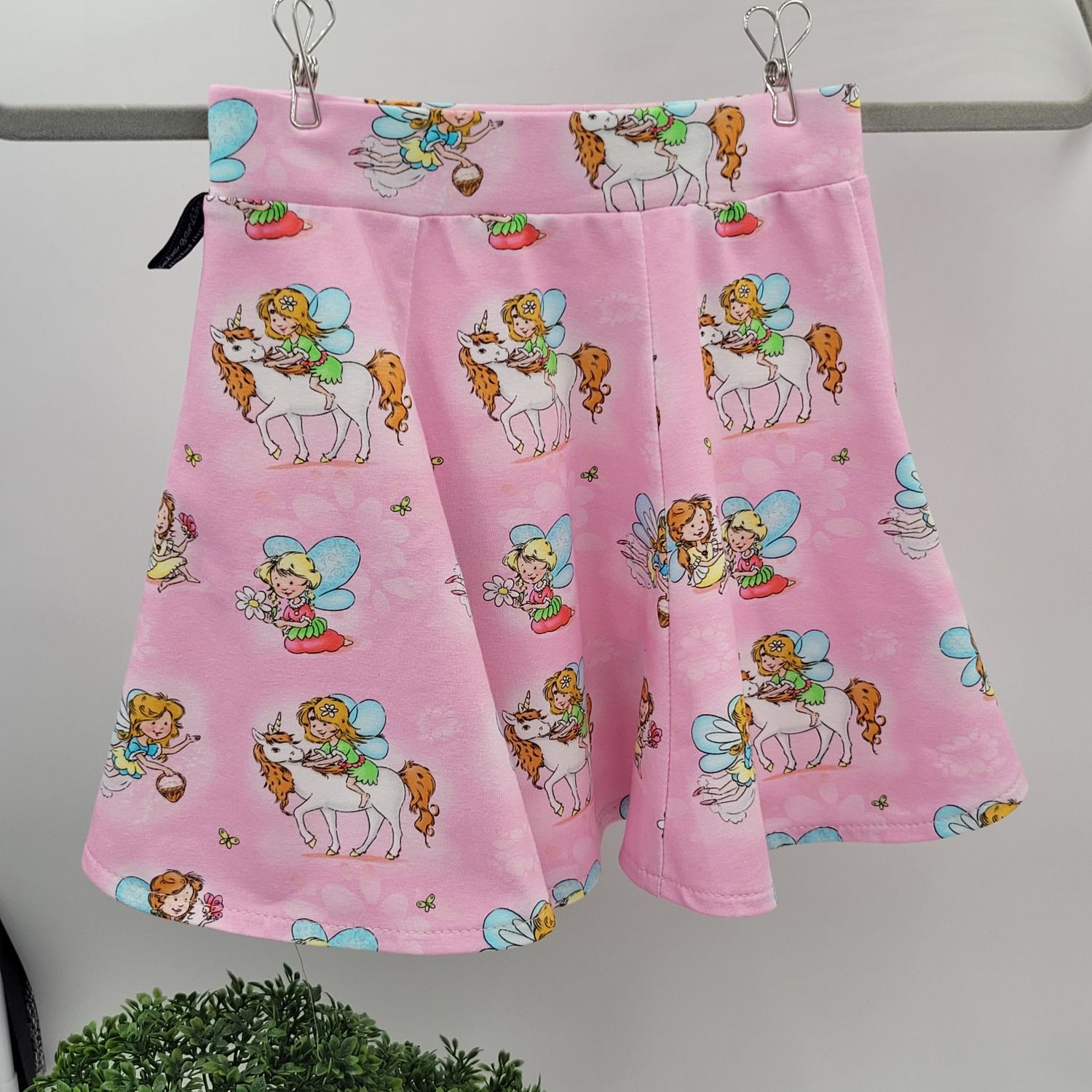 Tellerrock - Einhorn - Einzelstück  Tellerrock - Einhorn - Einzelstück