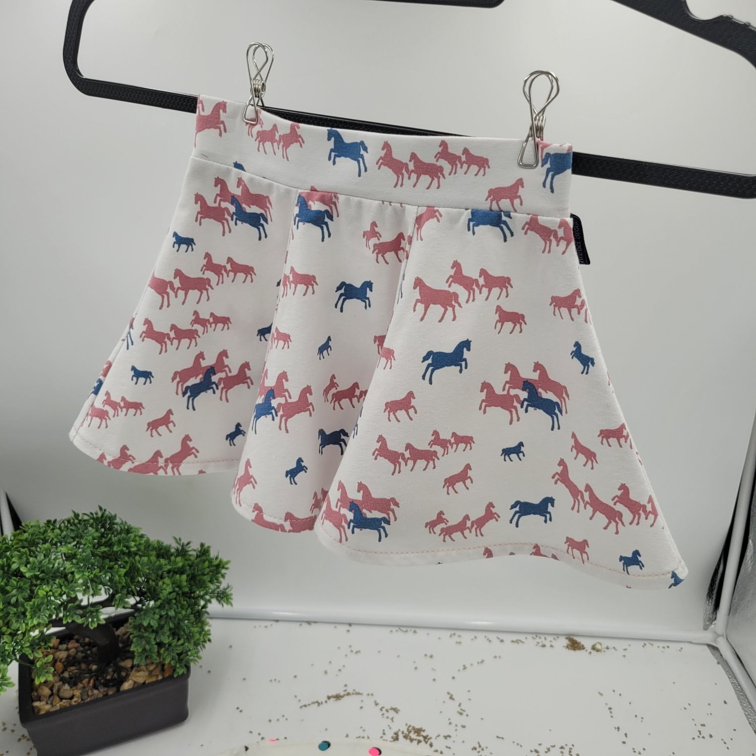 Tellerrock Pferde - Einzelstück  Tellerrock Pferde - Einzelstück