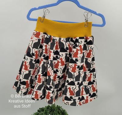 Tellerrock Katze - Einzelstück  Tellerrock Katze - Einzelstück