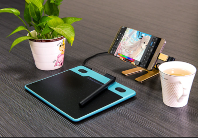 Digital drawing boards &amp; drawing tablets